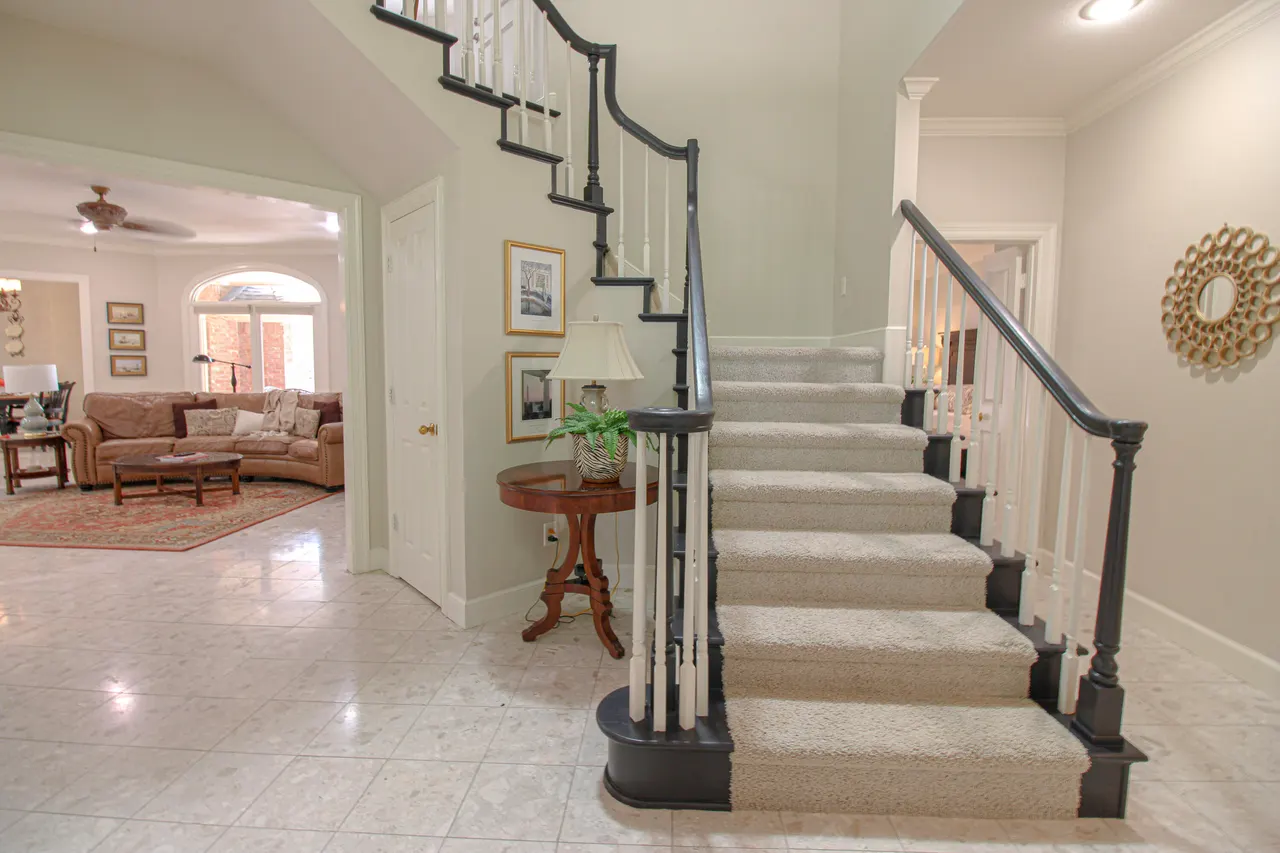 Photo 10 — 8708 Savannah Avenue, Lubbock, TX 79424