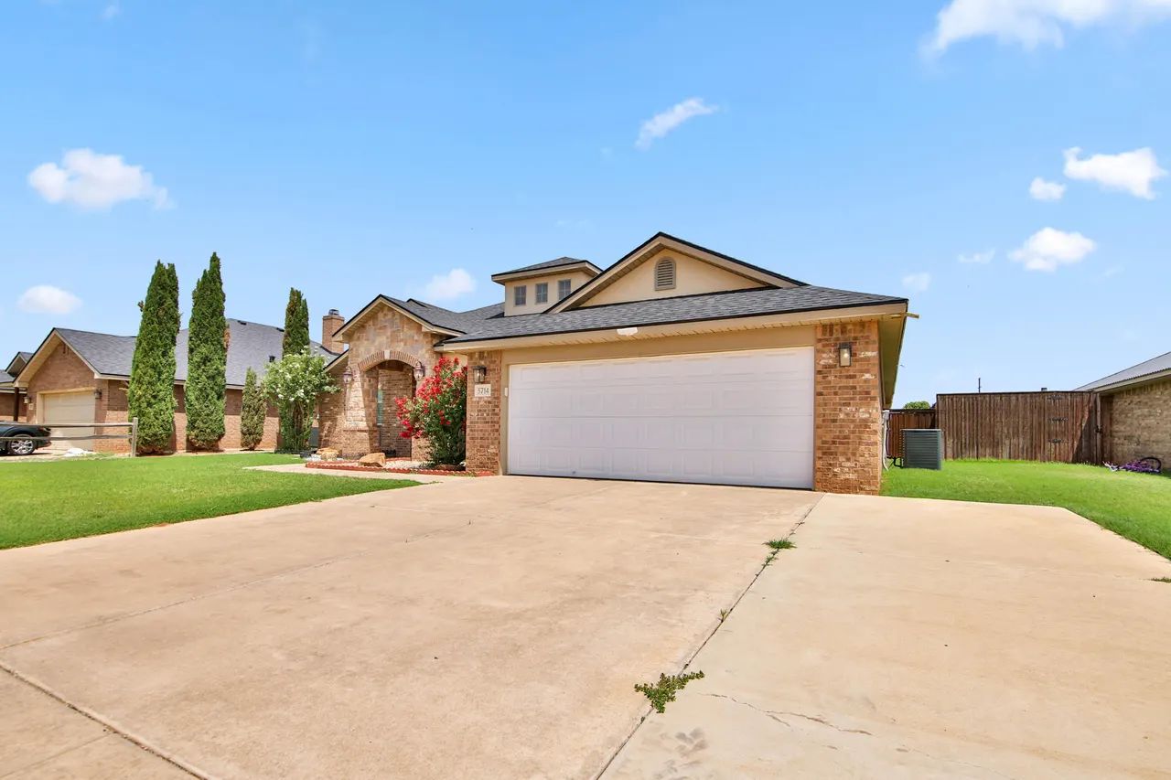 Photo 3 — 5714 109th Street, Lubbock, TX 79424