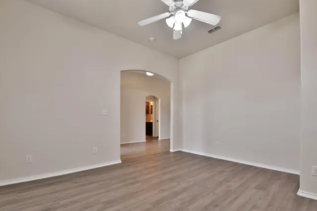 Photo 7 — 5714 109th Street, Lubbock, TX 79424