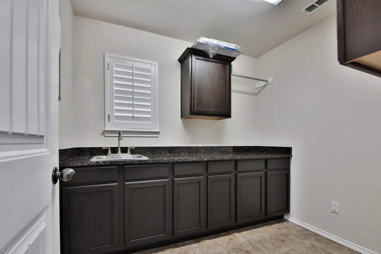 Photo 15 — 5714 109th Street, Lubbock, TX 79424