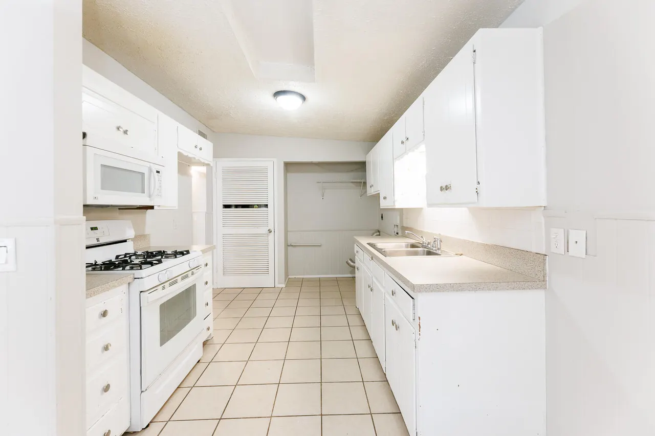 Photo 28 — 2526 63rd Street, Lubbock, TX 79413