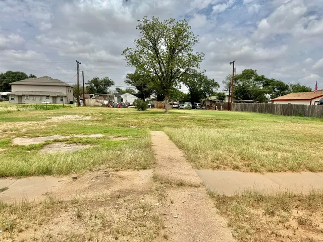 Front exterior — 514 40th Street, Lubbock, TX 79404