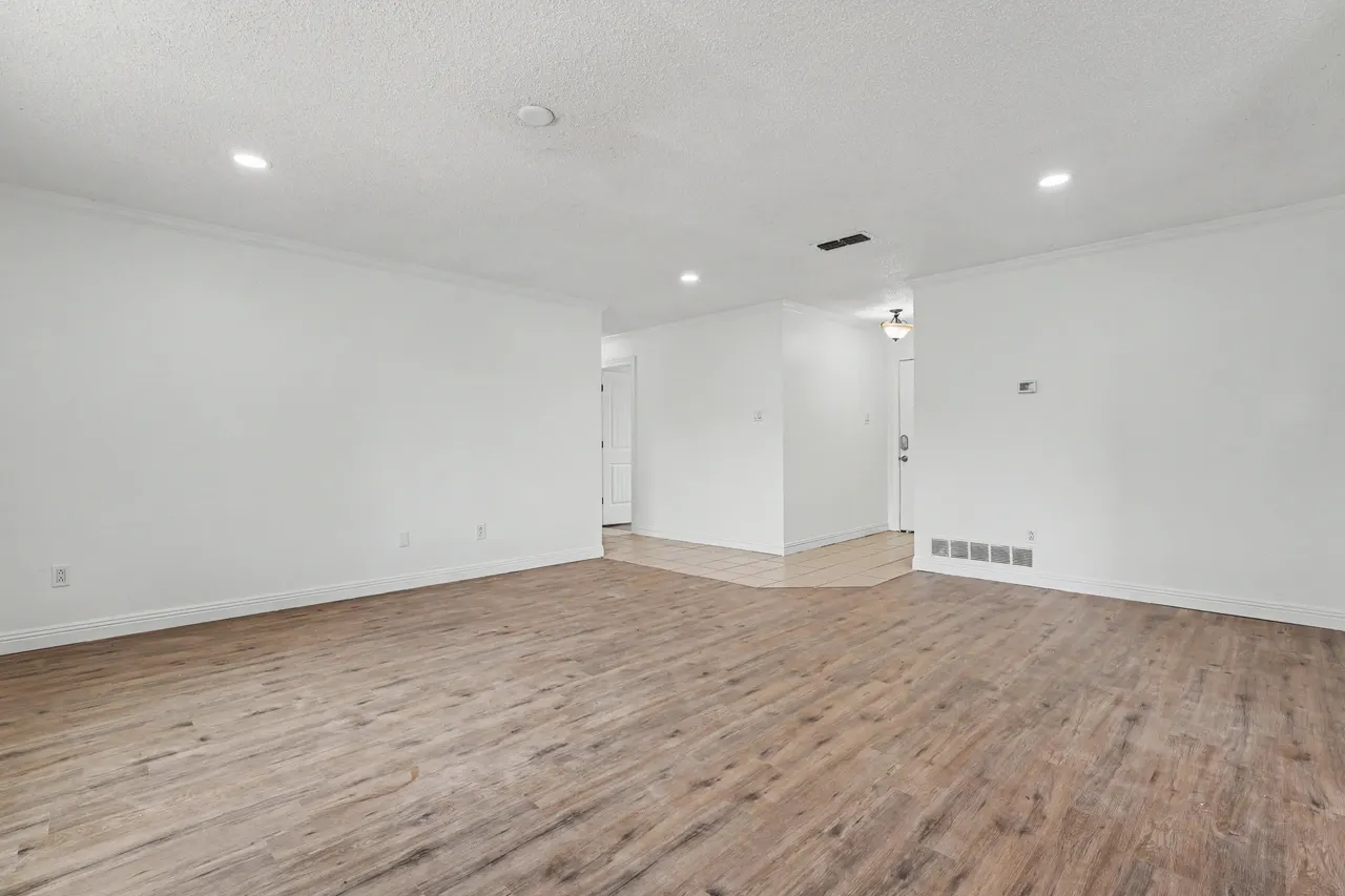 Photo 9 — 5521 Harvard Street, Lubbock, TX 79416