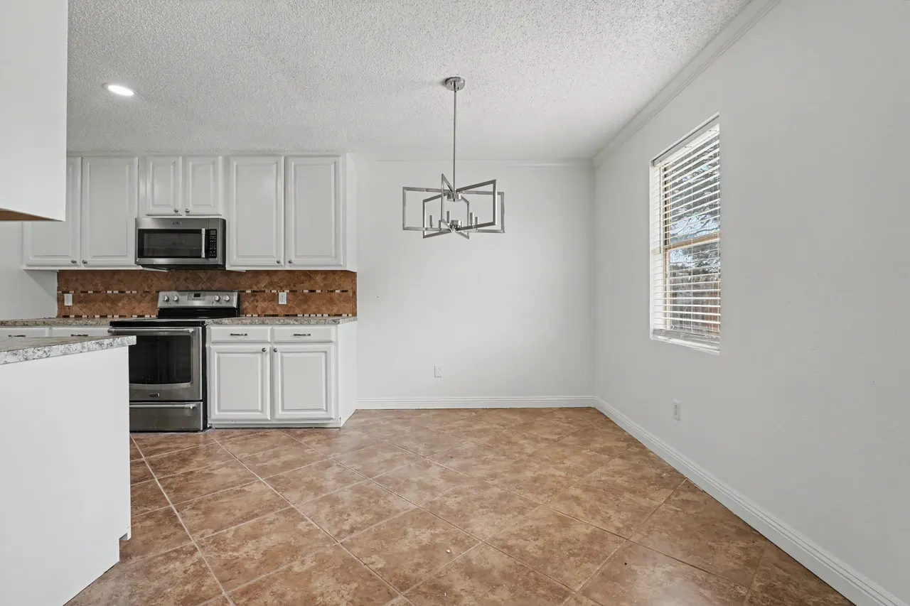 Photo 11 — 5521 Harvard Street, Lubbock, TX 79416
