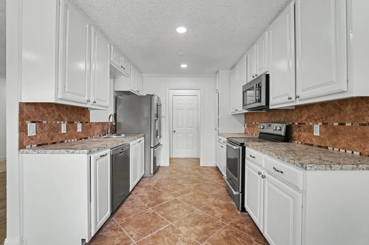 Photo 10 — 5521 Harvard Street, Lubbock, TX 79416