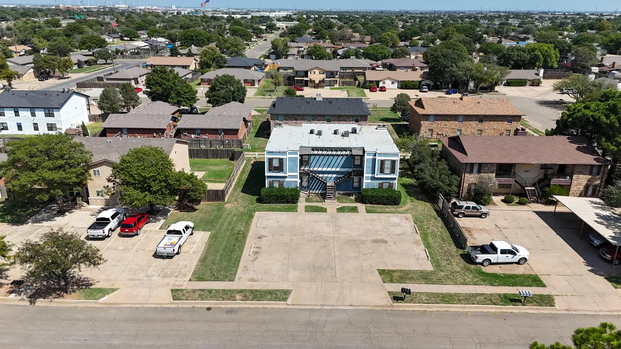 Photo 6 — 7405 Avenue X, Lubbock, TX 79423