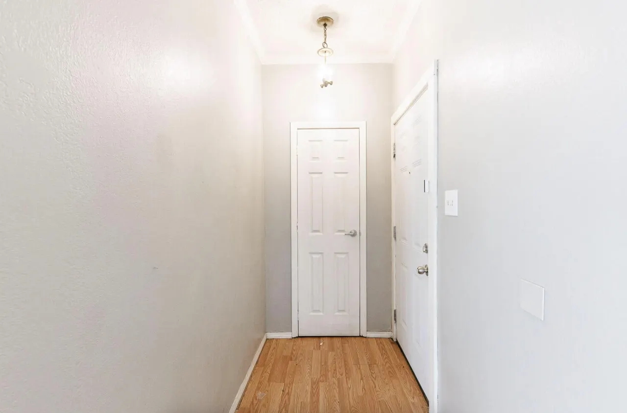 Photo 7 — 7405 Avenue X, Lubbock, TX 79423