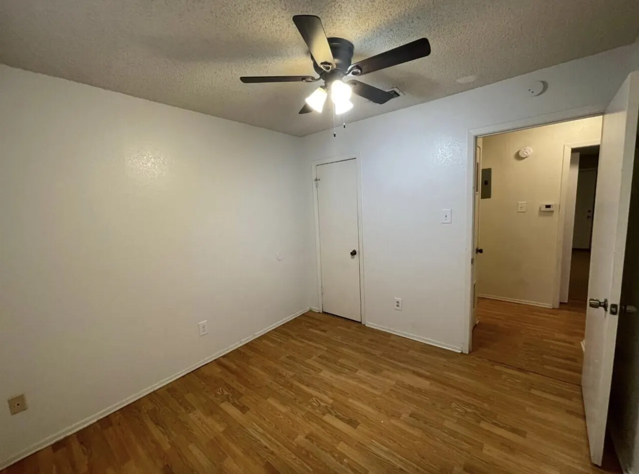 Photo 15 — 7401 Avenue X, Lubbock, TX 79423