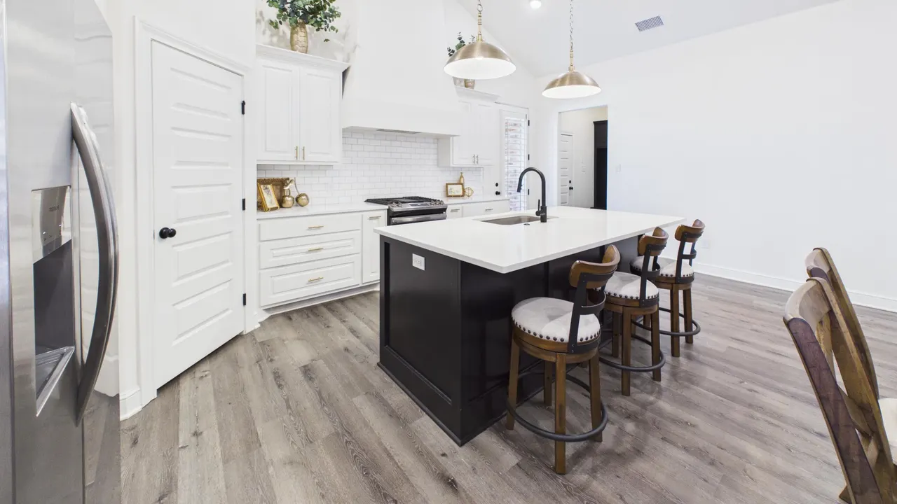 Photo 8 — 7613 52nd Street, Lubbock, TX 79407