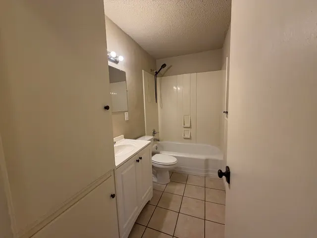 Photo 8 — 2706 37th Street, Lubbock, TX 79413