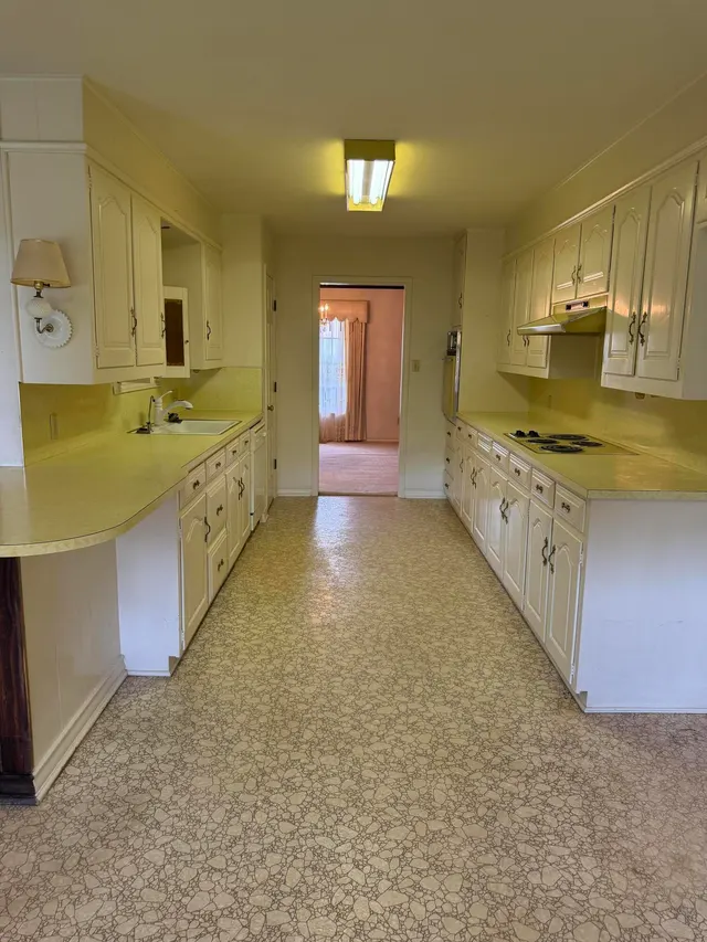 Photo 4 — 803 15th Street, Seagraves, TX 79359