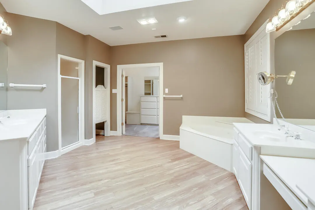 Photo 12 — 9407 Nashville Avenue, Lubbock, TX 79423