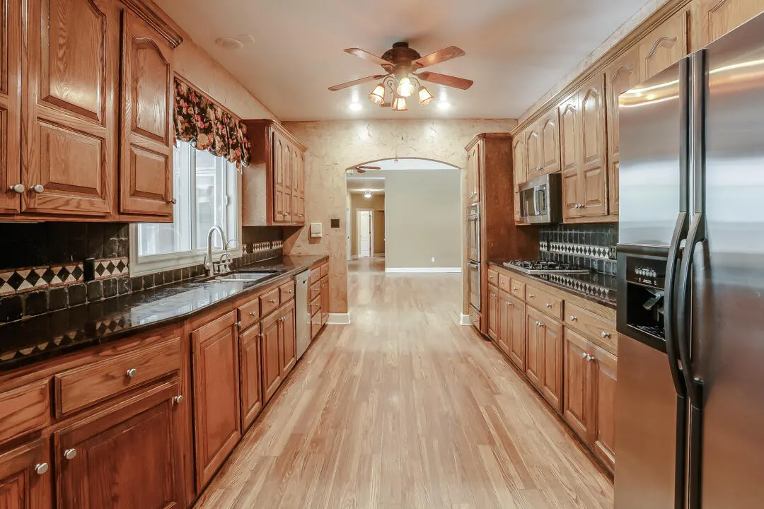 Photo 8 — 9407 Nashville Avenue, Lubbock, TX 79423