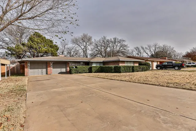 Photo 2 — 4314 45th Street, Lubbock, TX 79413