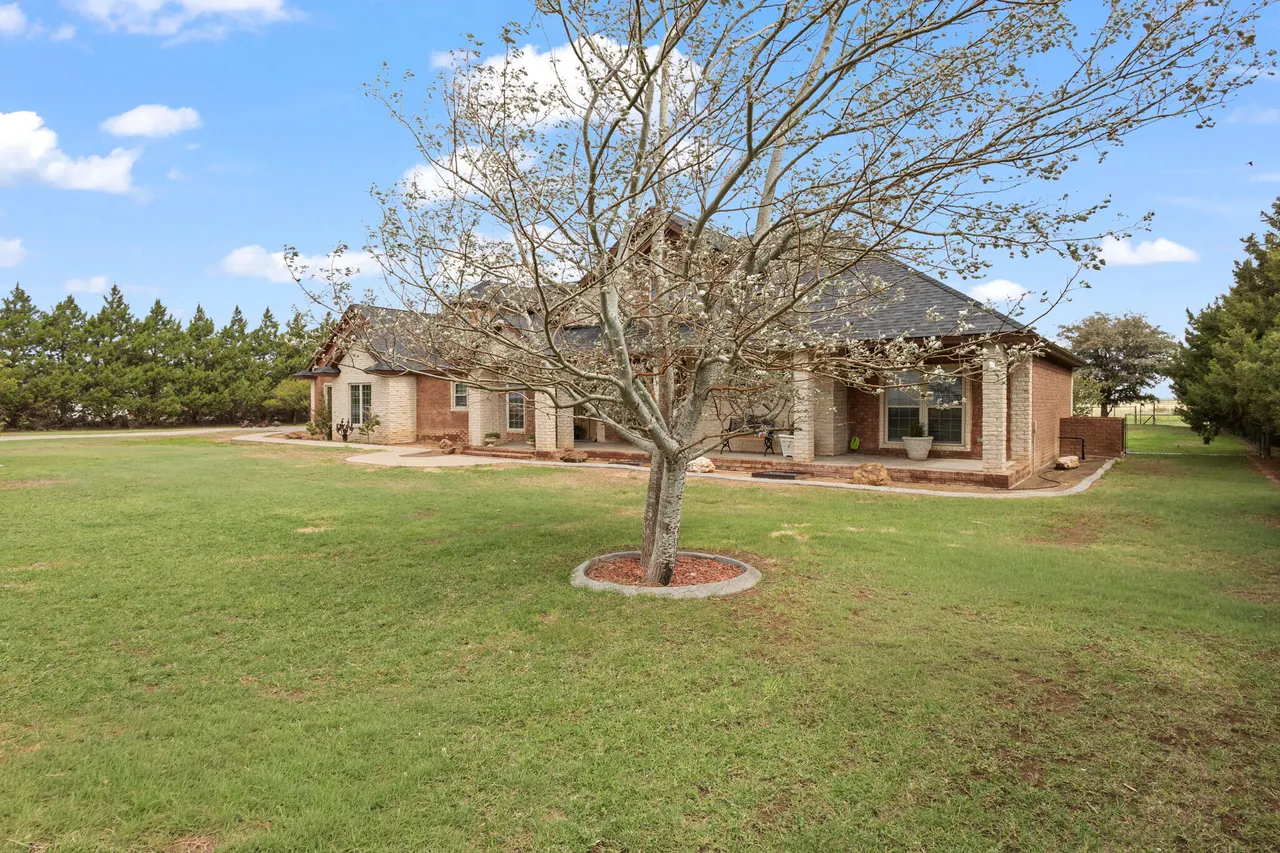 Photo 9 — 1465 Farm To Market Rd 54, Littlefield, TX 79339