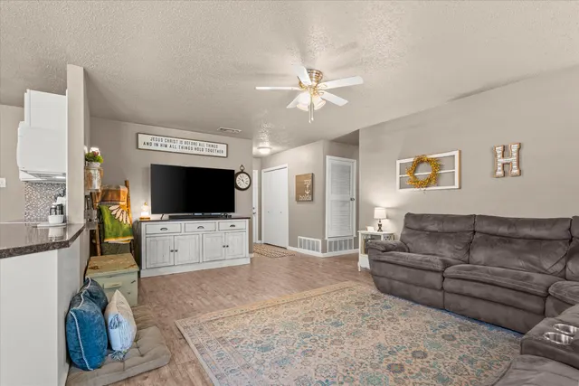Photo 8 — 4611 Itasca Street, Lubbock, TX 79416