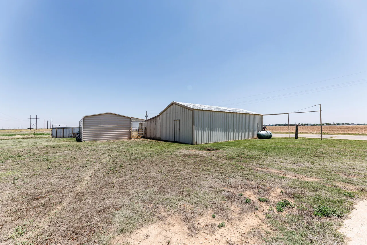Photo 3 — 3261 I-27, Abernathy, TX 79311