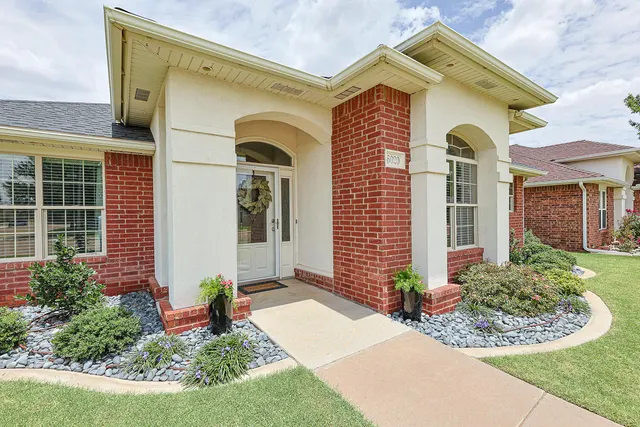 Photo 4 — 6020 101st Street, Lubbock, TX 79424
