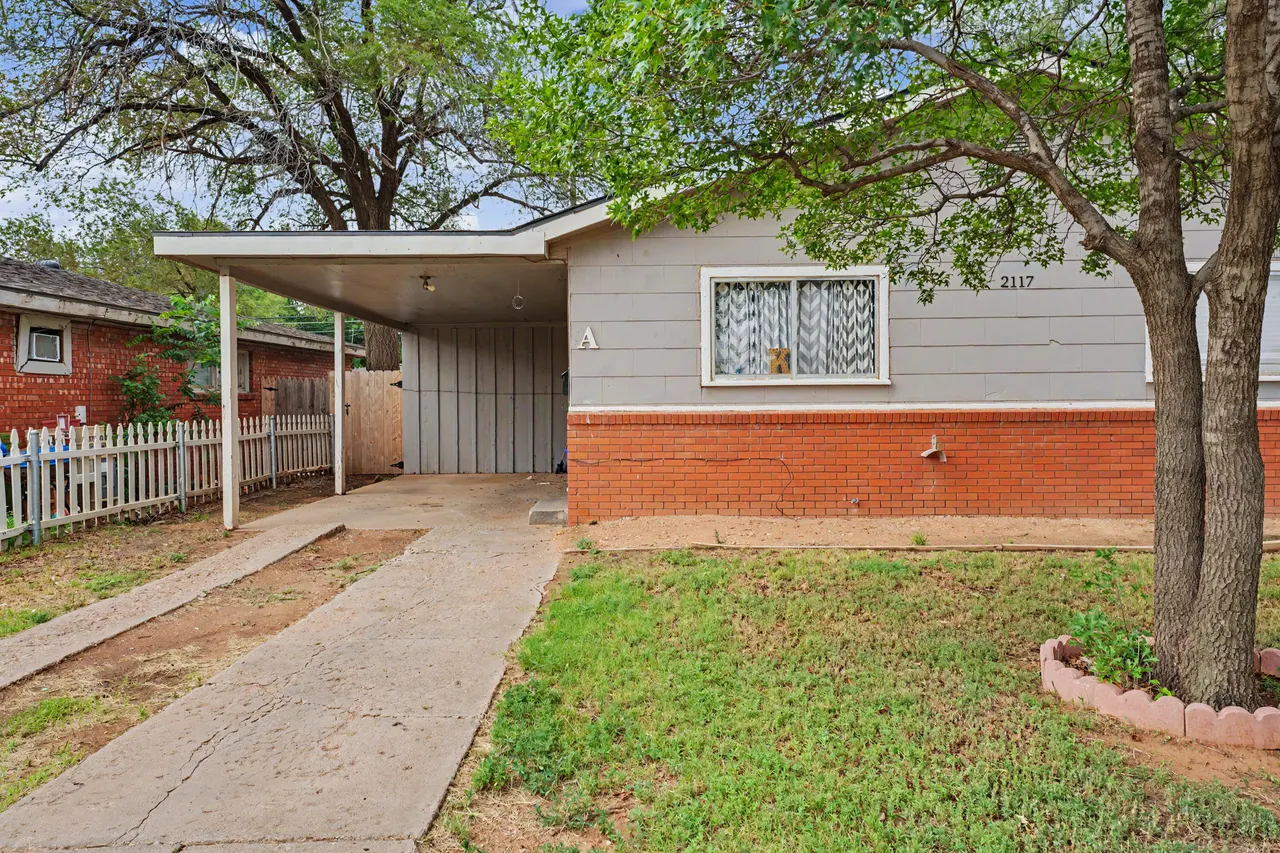 Photo 2 — 2117 35th Street, Lubbock, TX 79412