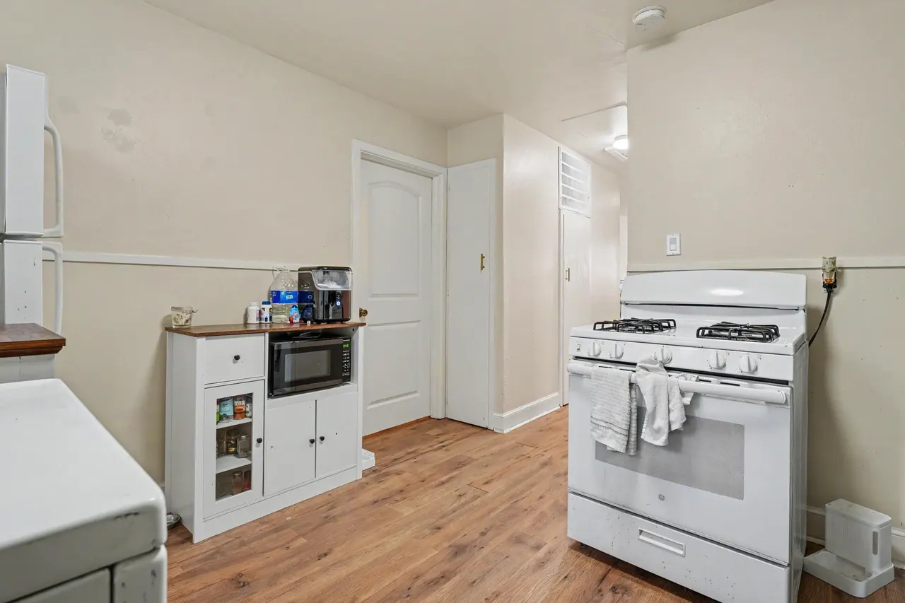 Photo 10 — 2117 35th Street, Lubbock, TX 79412