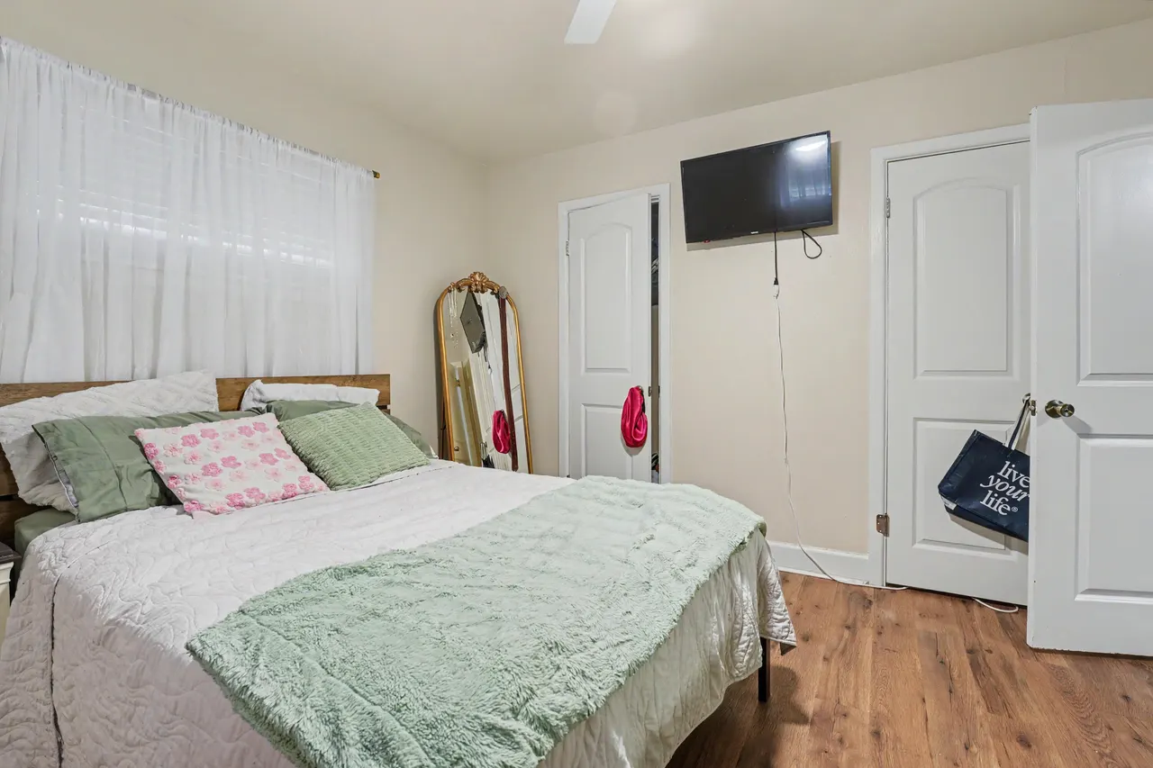Photo 12 — 2117 35th Street, Lubbock, TX 79412