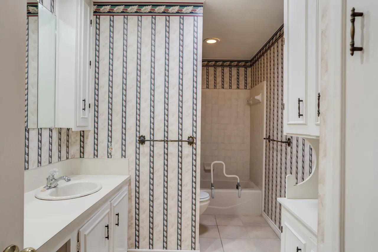 Photo 25 — 2302 55th Street, Lubbock, TX 79412