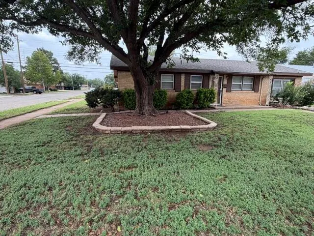Photo 5 — 2801 60th Street, Lubbock, TX 79413