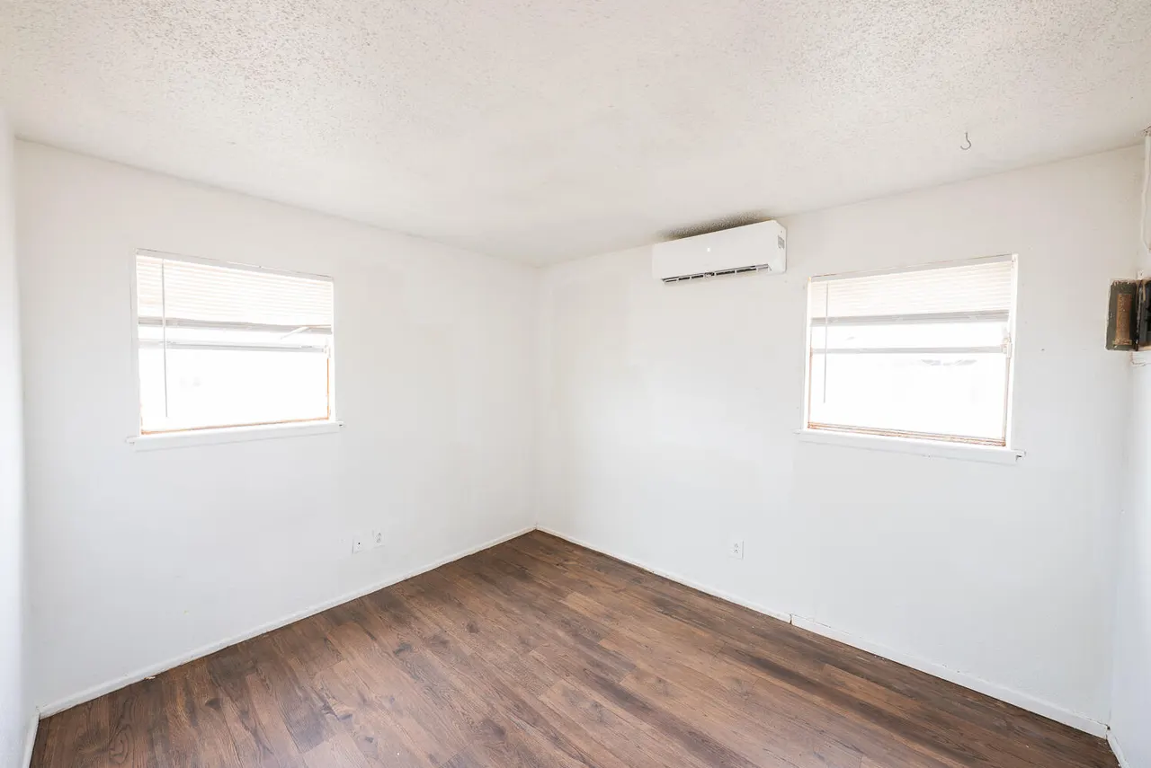Photo 6 — 824 Vanda Avenue, Lubbock, TX 79403