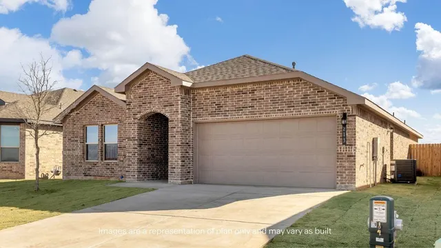 Photo 2 — 1703 Cedar Avenue, Wolfforth, TX 79382