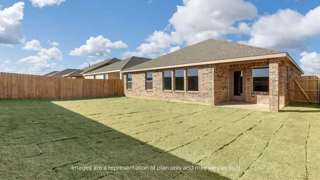 Photo 4 — 1703 Cedar Avenue, Wolfforth, TX 79382