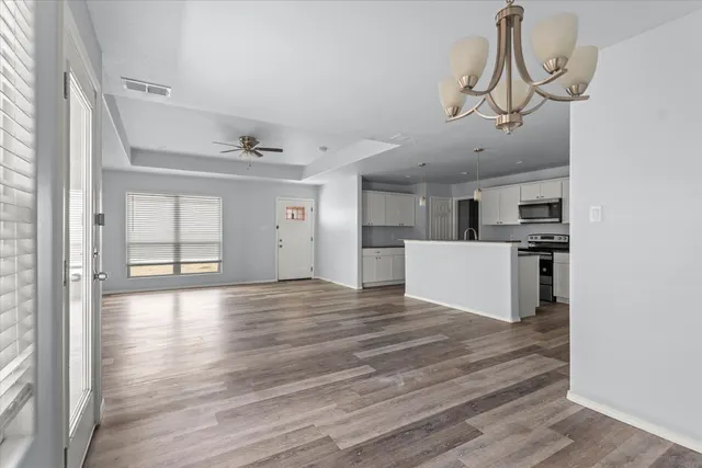 Photo 5 — 8414 11th Street, Lubbock, TX 79416