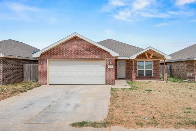 Photo 3 — 8414 11th Street, Lubbock, TX 79416