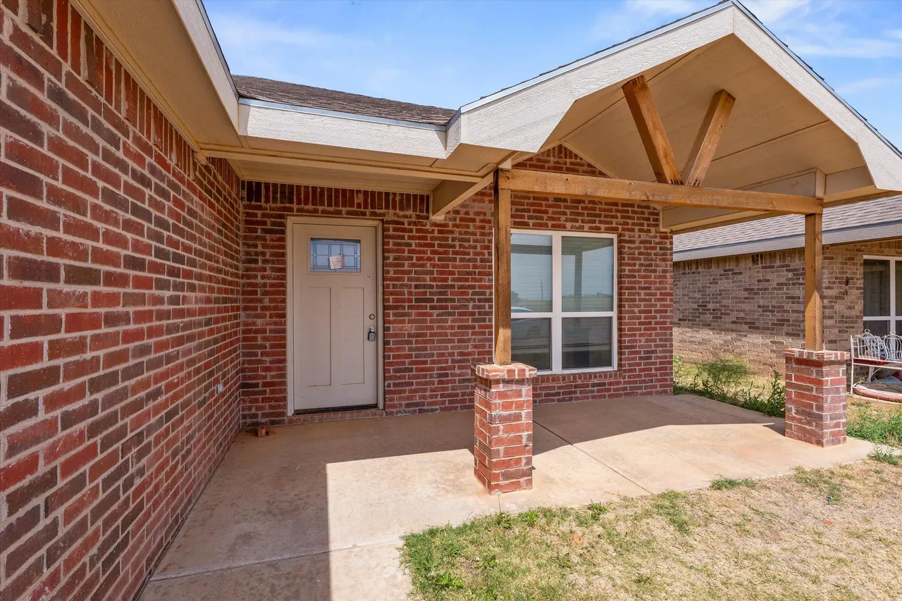 Photo 7 — 8414 11th Street, Lubbock, TX 79416