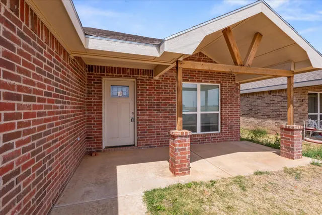 Photo 7 — 8414 11th Street, Lubbock, TX 79416