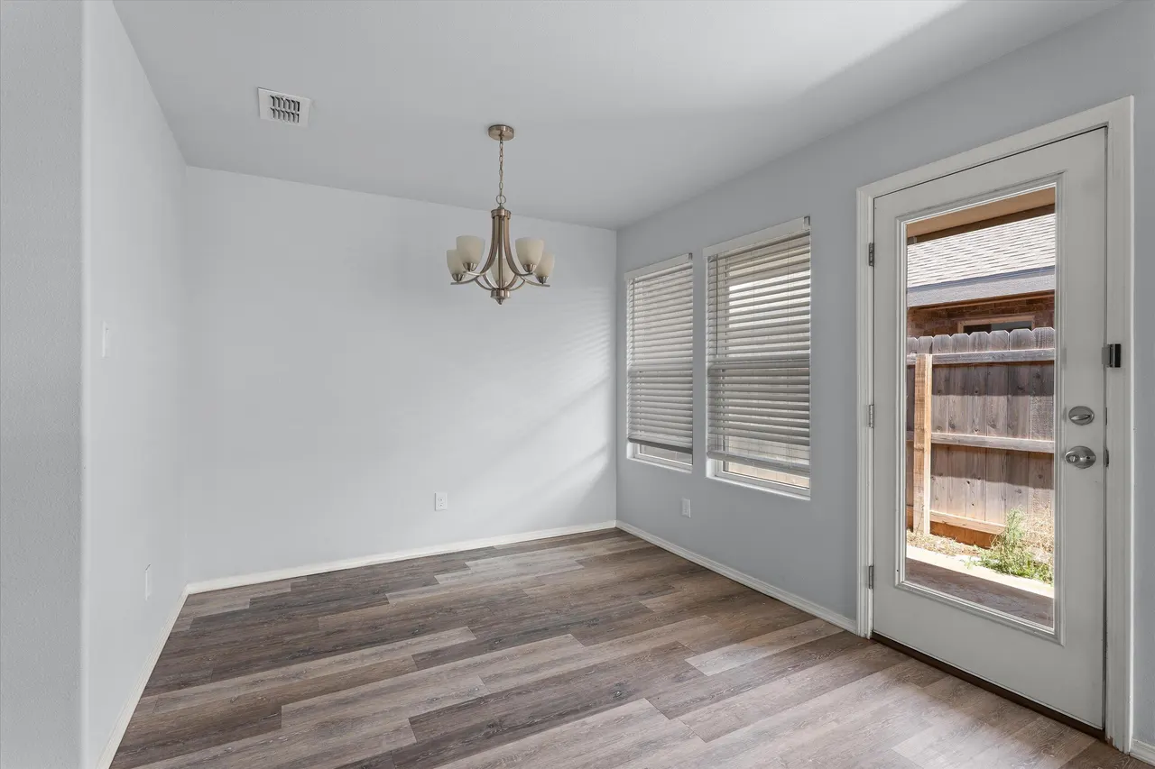 Photo 11 — 8414 11th Street, Lubbock, TX 79416