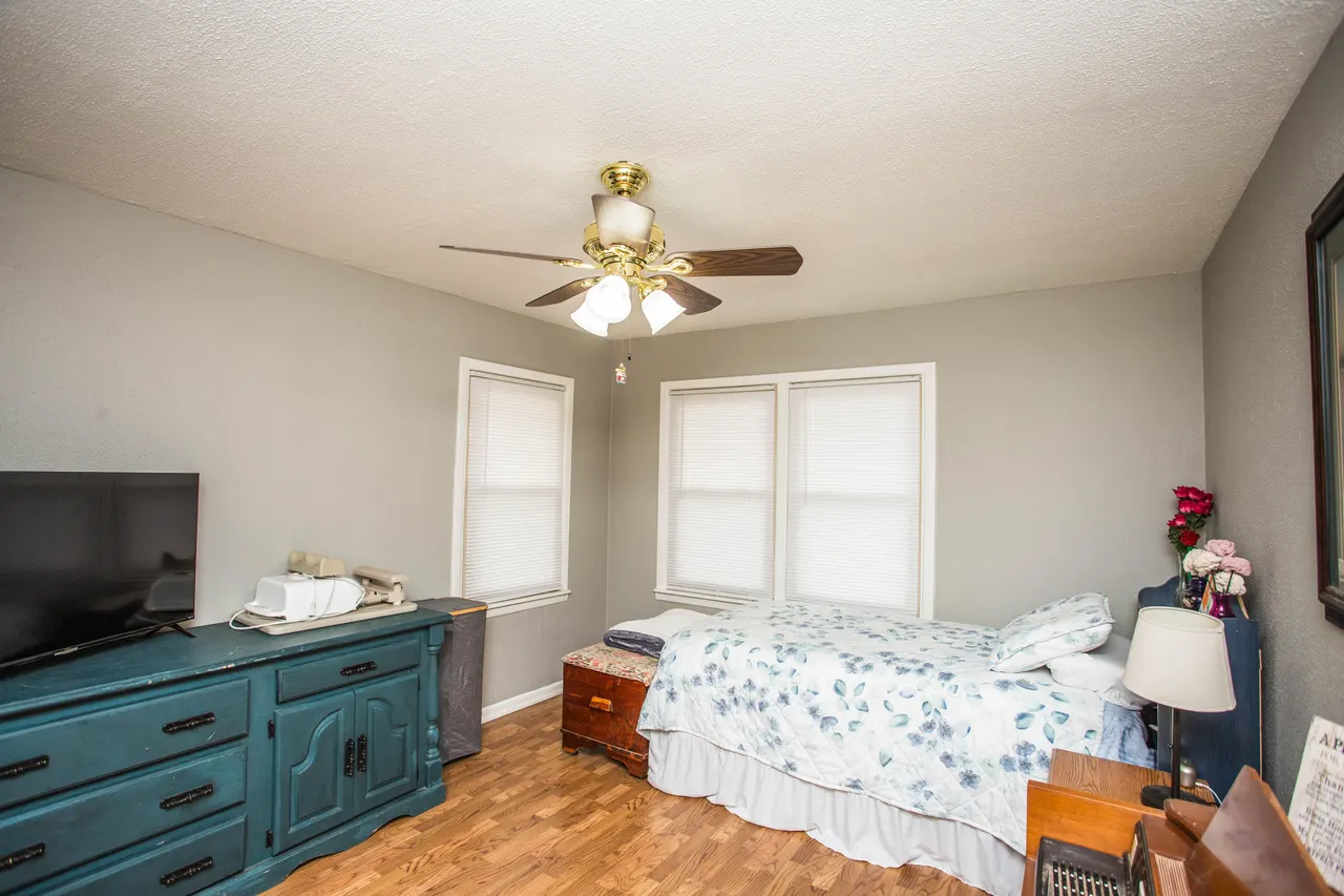 Photo 26 — 402 17th Street, Levelland, TX 79336