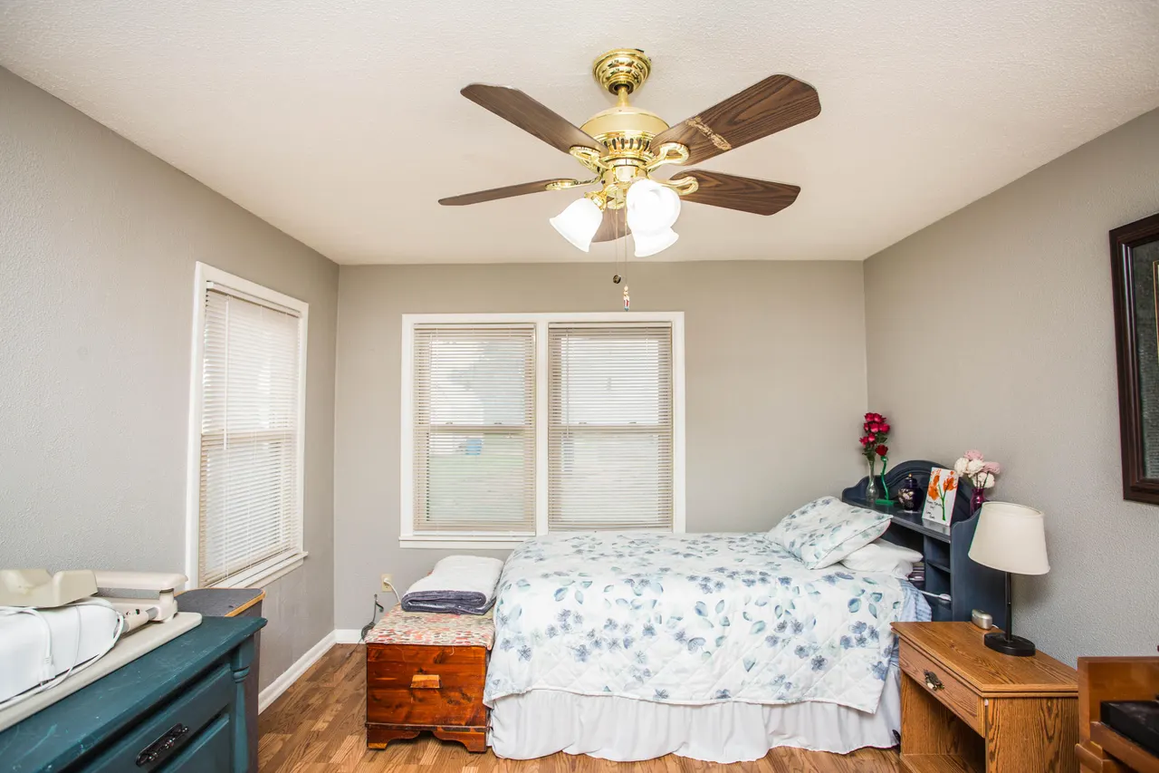 Photo 27 — 402 17th Street, Levelland, TX 79336