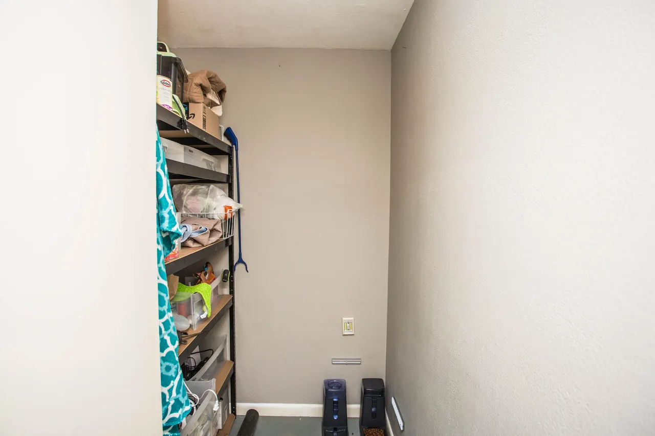 Photo 18 — 402 17th Street, Levelland, TX 79336