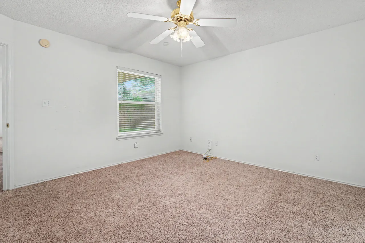 Photo 15 — 1022 Iola Avenue, Lubbock, TX 79416