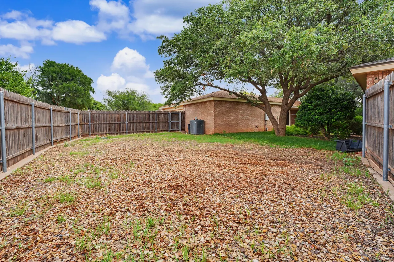 Photo 26 — 1022 Iola Avenue, Lubbock, TX 79416