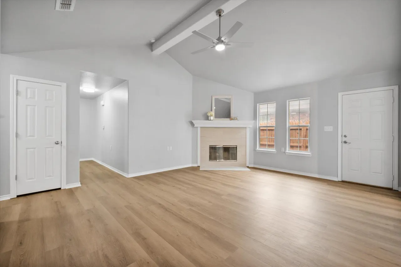 Photo 4 — 2320 101st Street, Lubbock, TX 79423