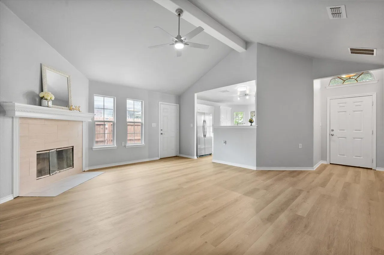Photo 5 — 2320 101st Street, Lubbock, TX 79423
