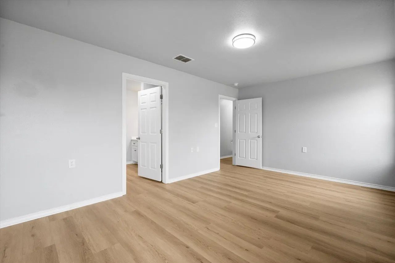 Photo 17 — 2320 101st Street, Lubbock, TX 79423