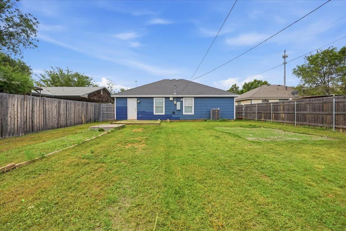 Photo 22 — 2722 3rd Street, Lubbock, TX 79415