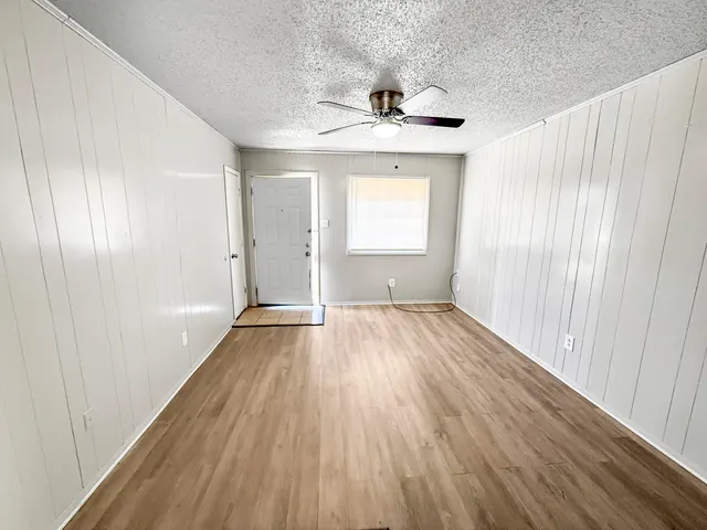 Photo 3 — 2302 40th Street, Lubbock, TX 79412