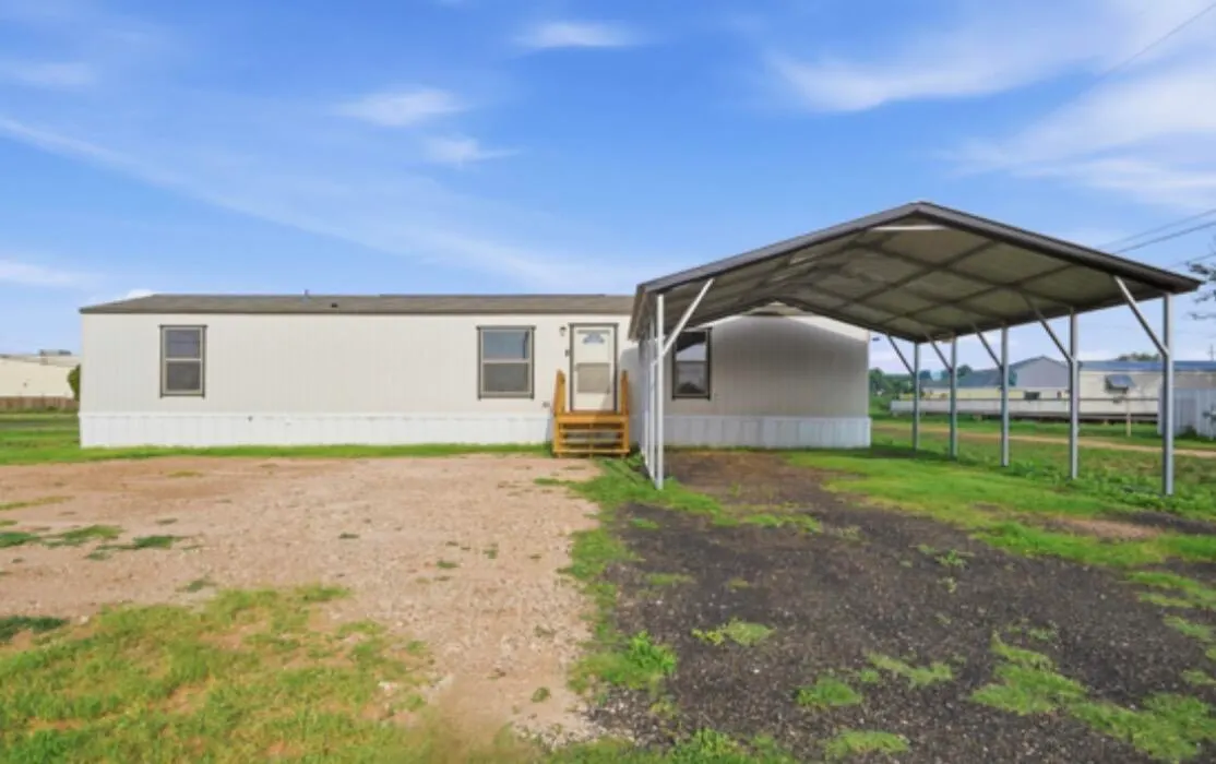 Front exterior — 125 Pecan Street, Levelland, TX 79336