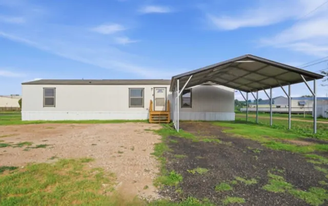 Front exterior — 125 Pecan Street, Levelland, TX 79336
