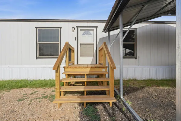 Photo 4 — 125 Pecan Street, Levelland, TX 79336