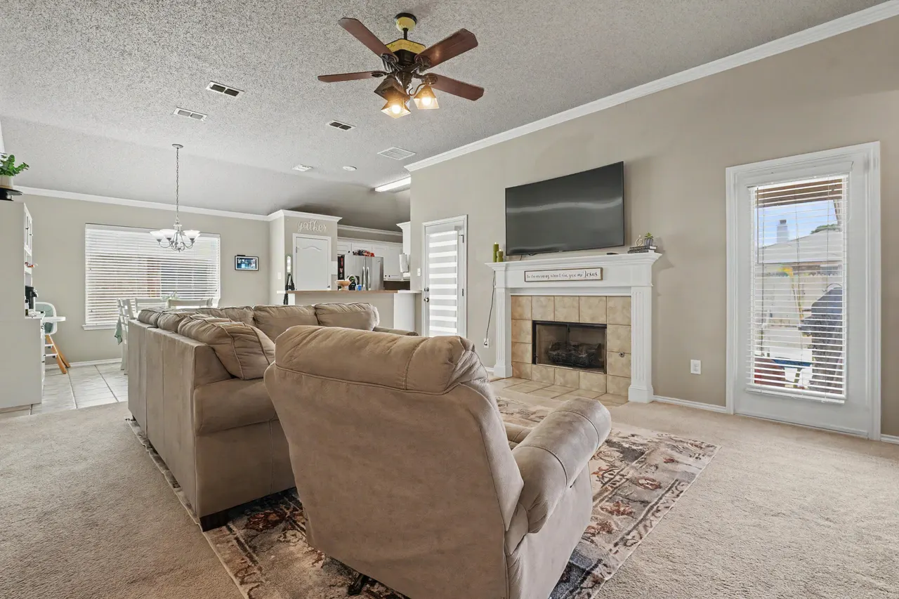 Photo 5 — 1913 77th Place, Lubbock, TX 79423