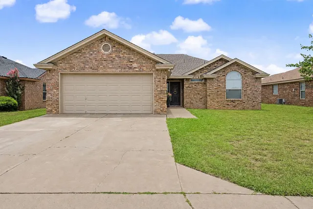 Front exterior — 1913 77th Place, Lubbock, TX 79423